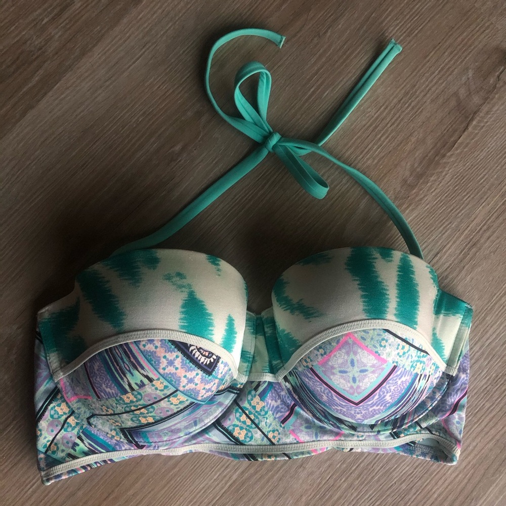 Victoria’s Secret Convertible Strapless Swim Top